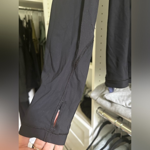 Lululemon Runbeam hoodie - 8 - Picture 6 of 11